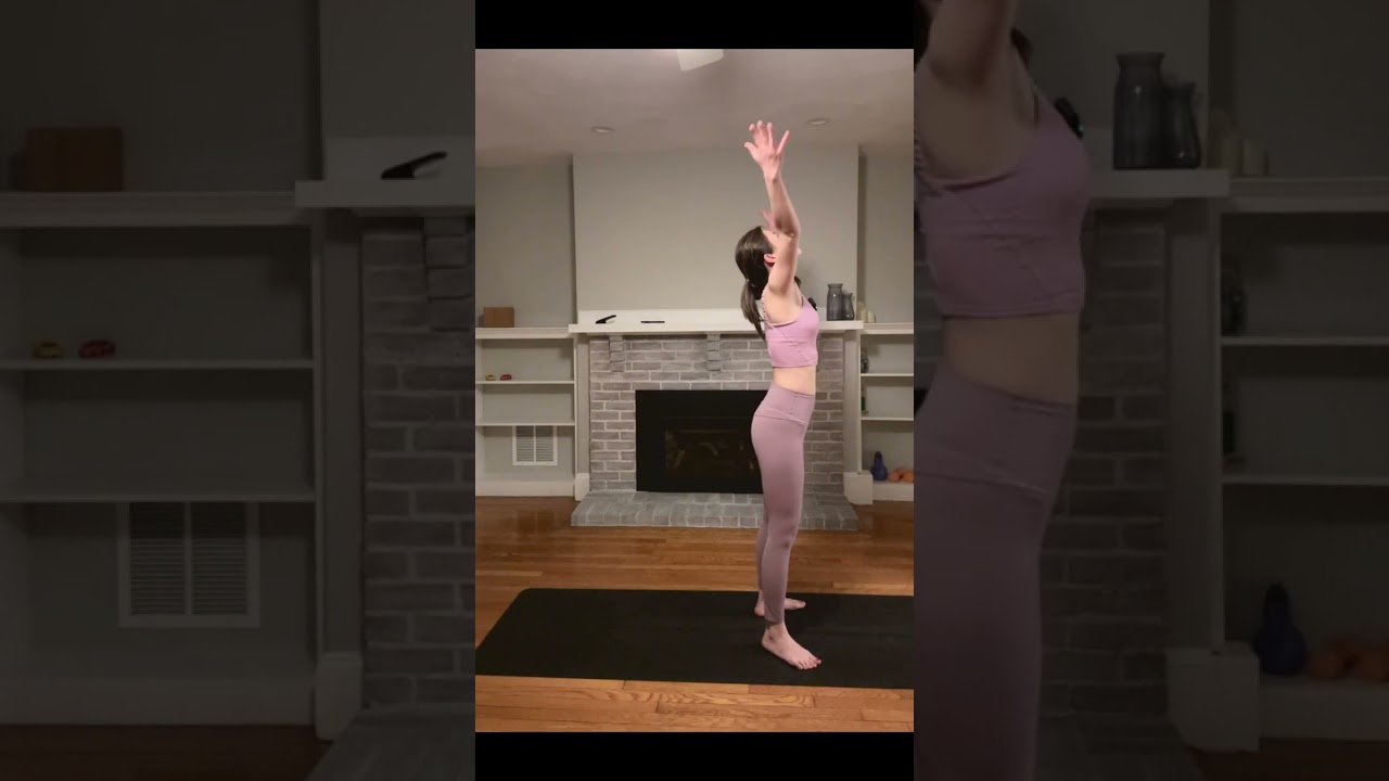 Energize Fast | Morning Yoga Warm-Up (Half Sun + Squat)