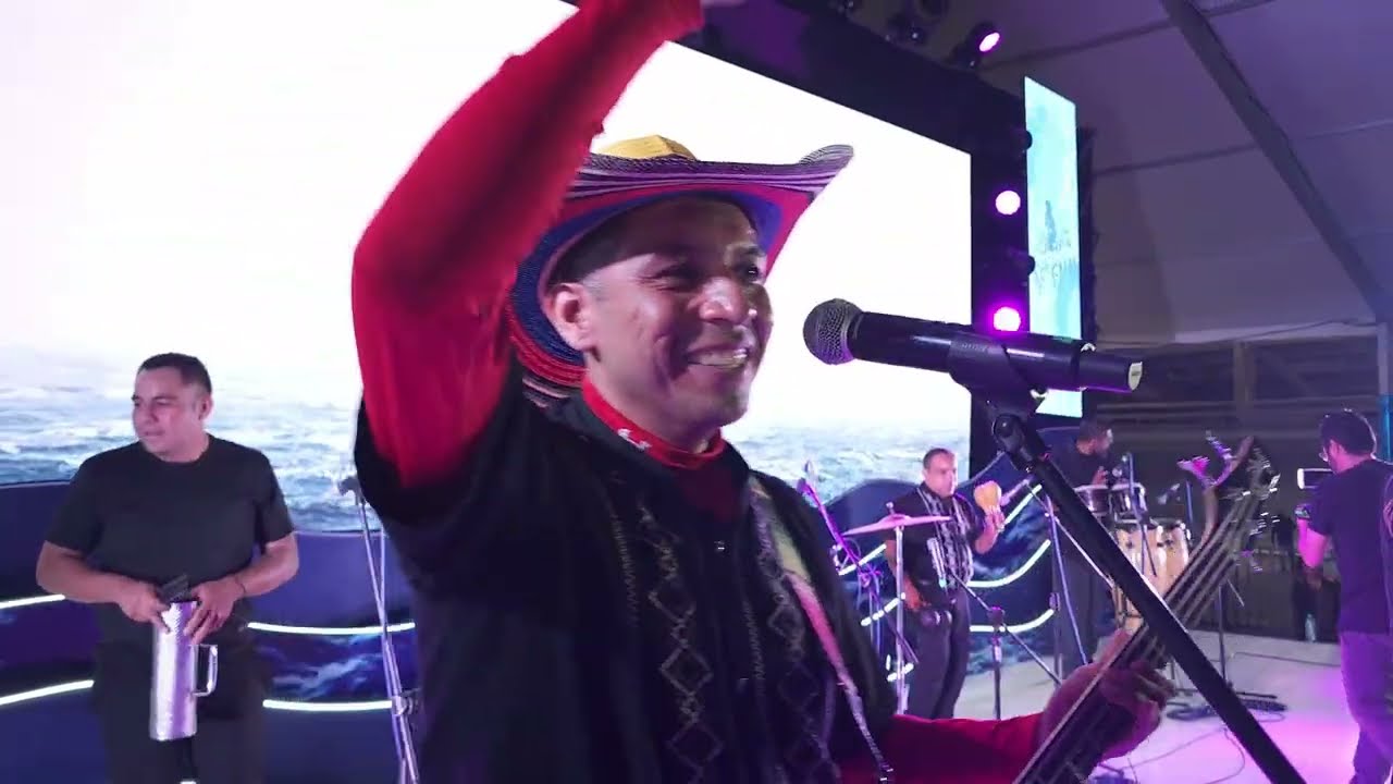 La Cumbia Callejera (cover) en vivo!!!!
