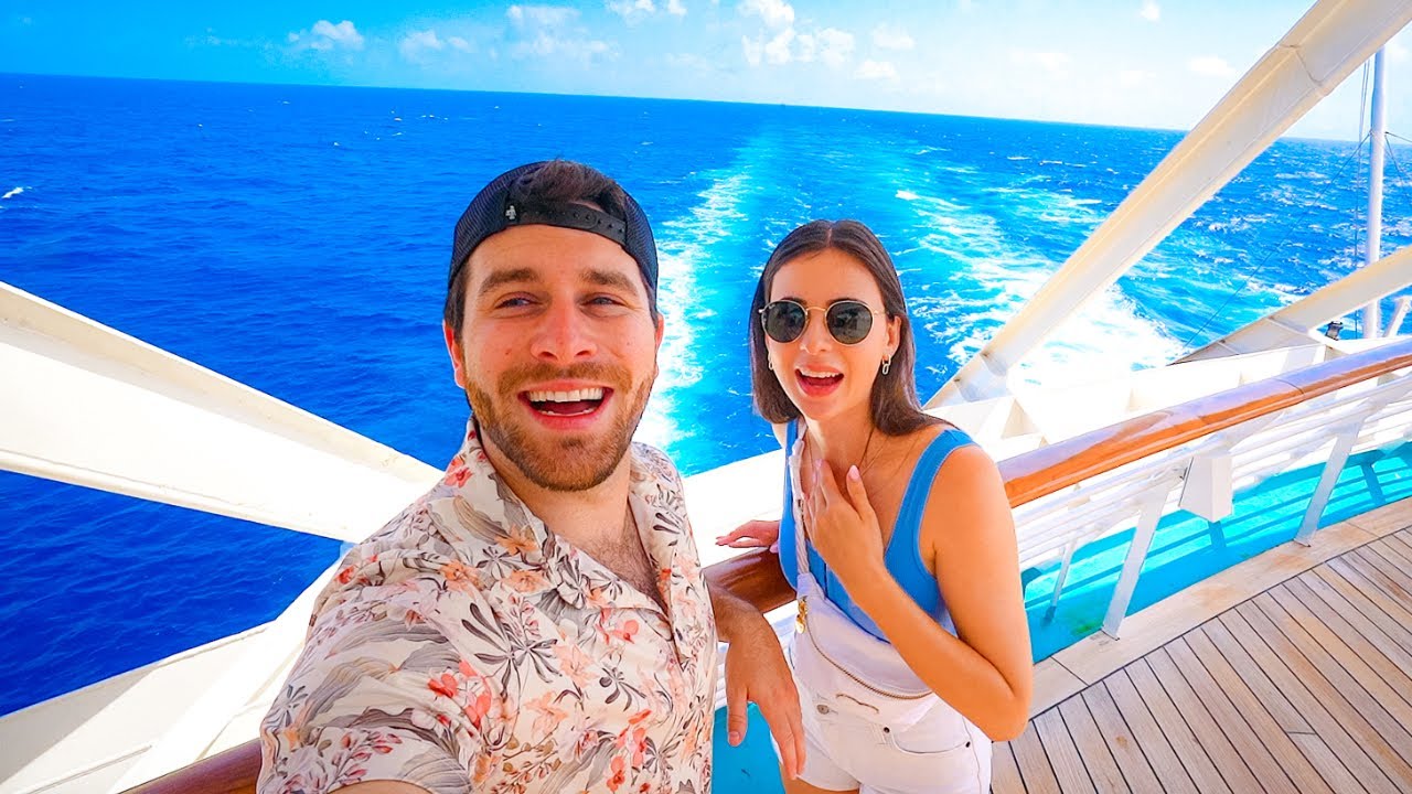 Relaxing Cruise Day, Watching Pier Runners | The SECRET Balcony NO ONE Uses On Royal Caribbean Ships