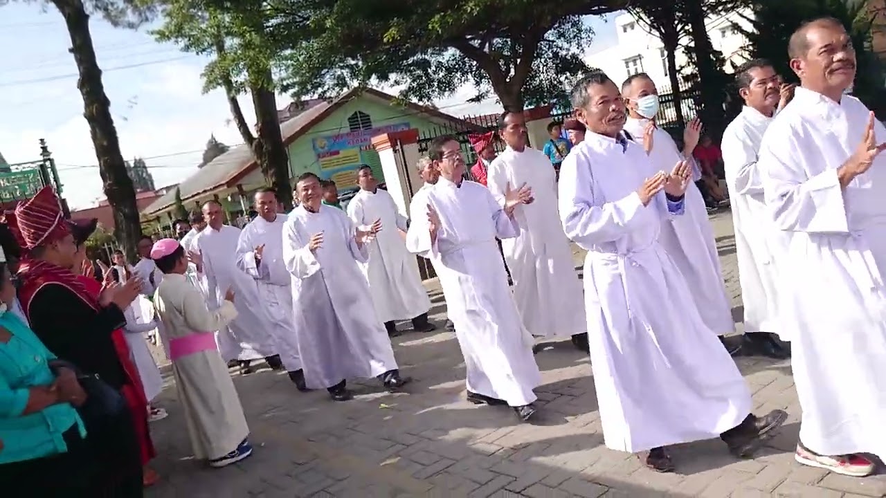 TARIAN PERAYAAN MISA PERDANA PASTOR RD. MARTIN MARBUN JANUARI 2023