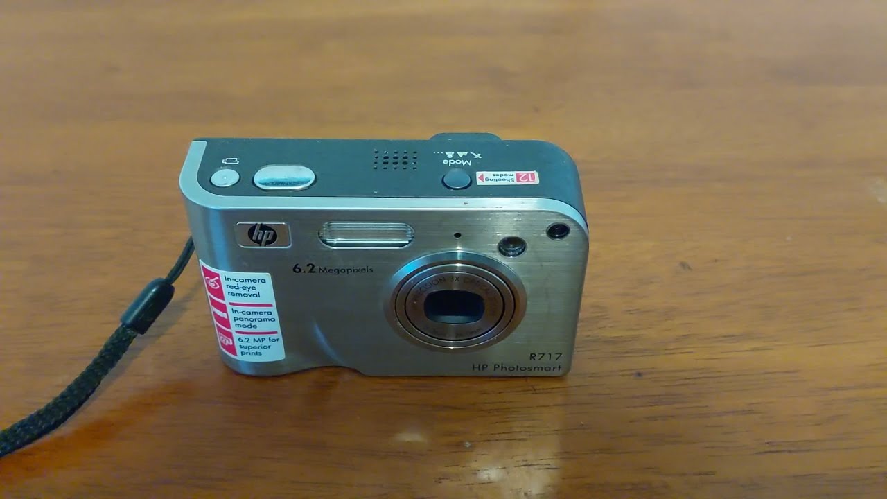 Цифровая камера с матовым металлическим корпусом — HP Photosmart R717