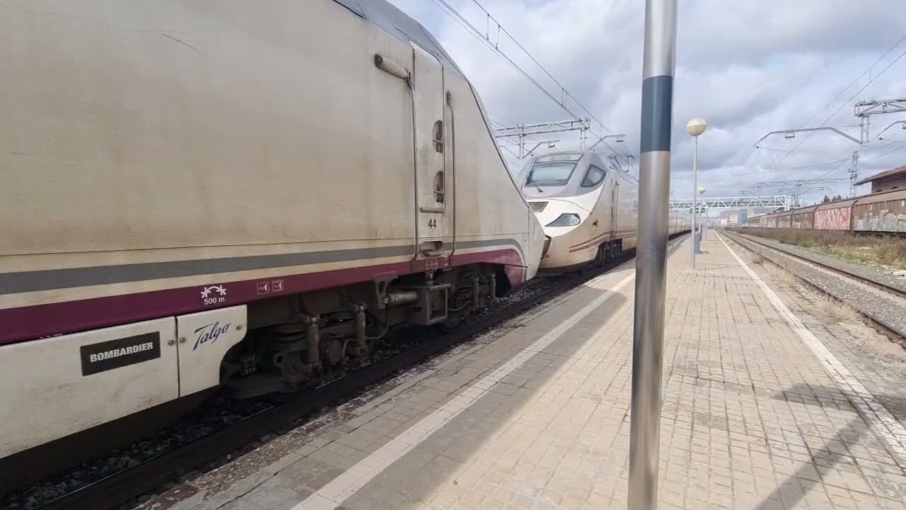 Renfe Alvia por Casetas