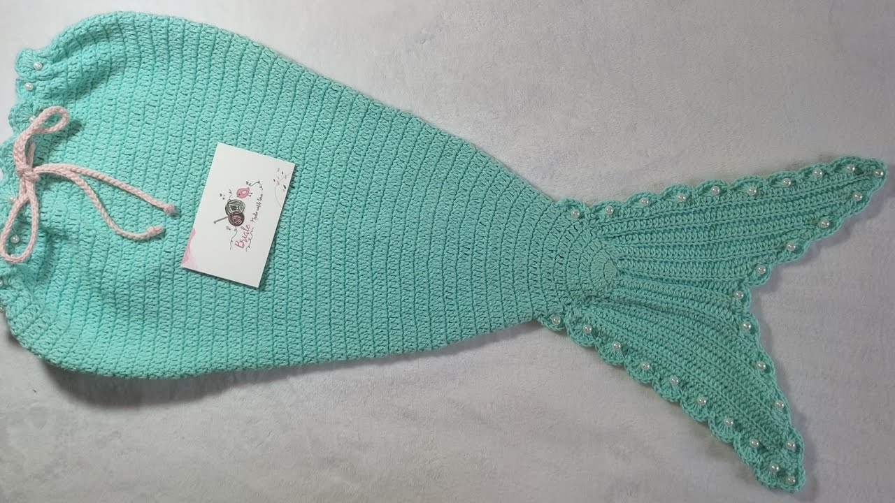 Cola de sirena tejida a crochet para bebe de 3 meses