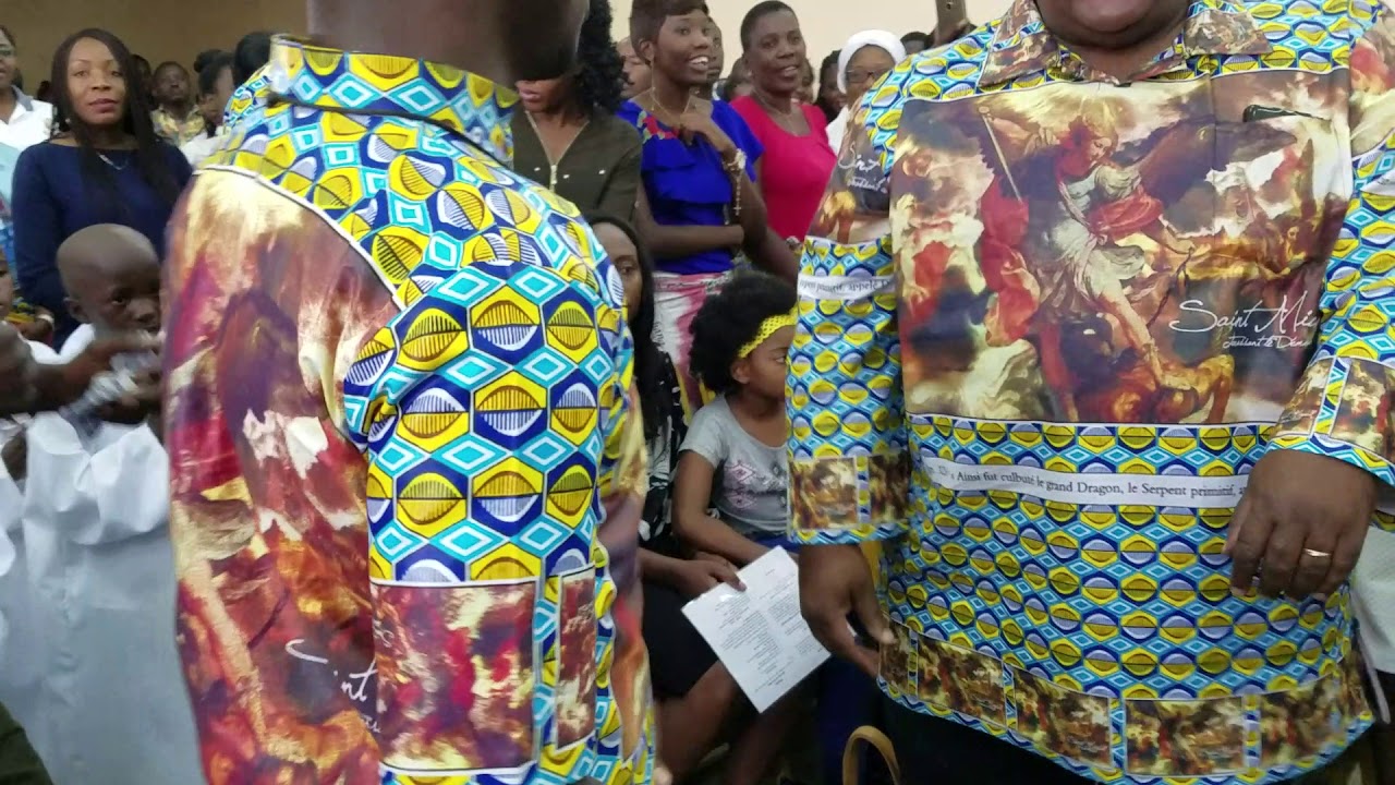 #CatholicSongs #AfricanCatholicSongs #Zambia Boumba Entrance St Michaels Catholic Church Kalulushi