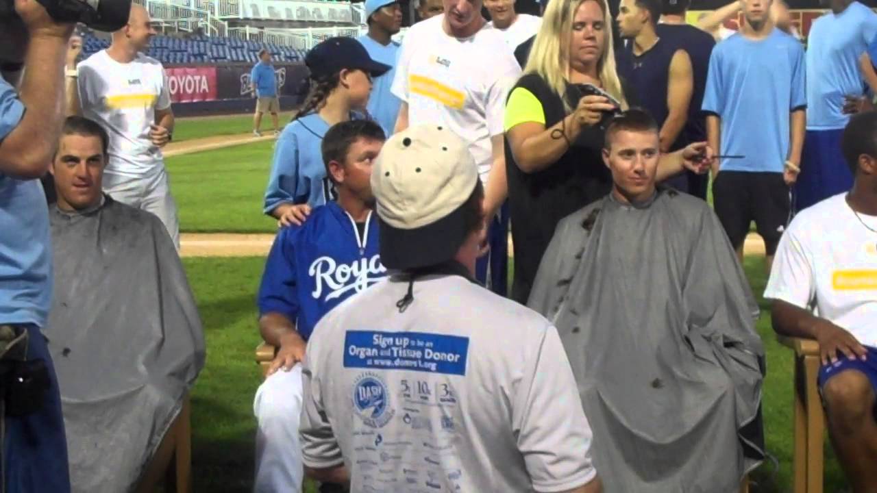 Wilmington Blue Rocks head shaving Part 2
