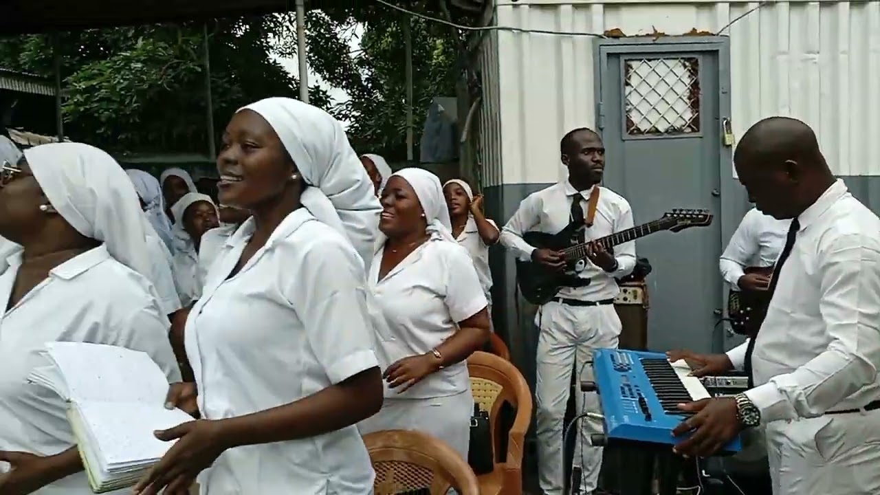 Chorale Centre d'Accueil dans Awo le ya