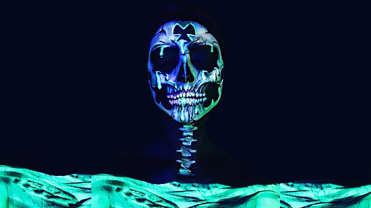 RADIOACTIVE SKULL