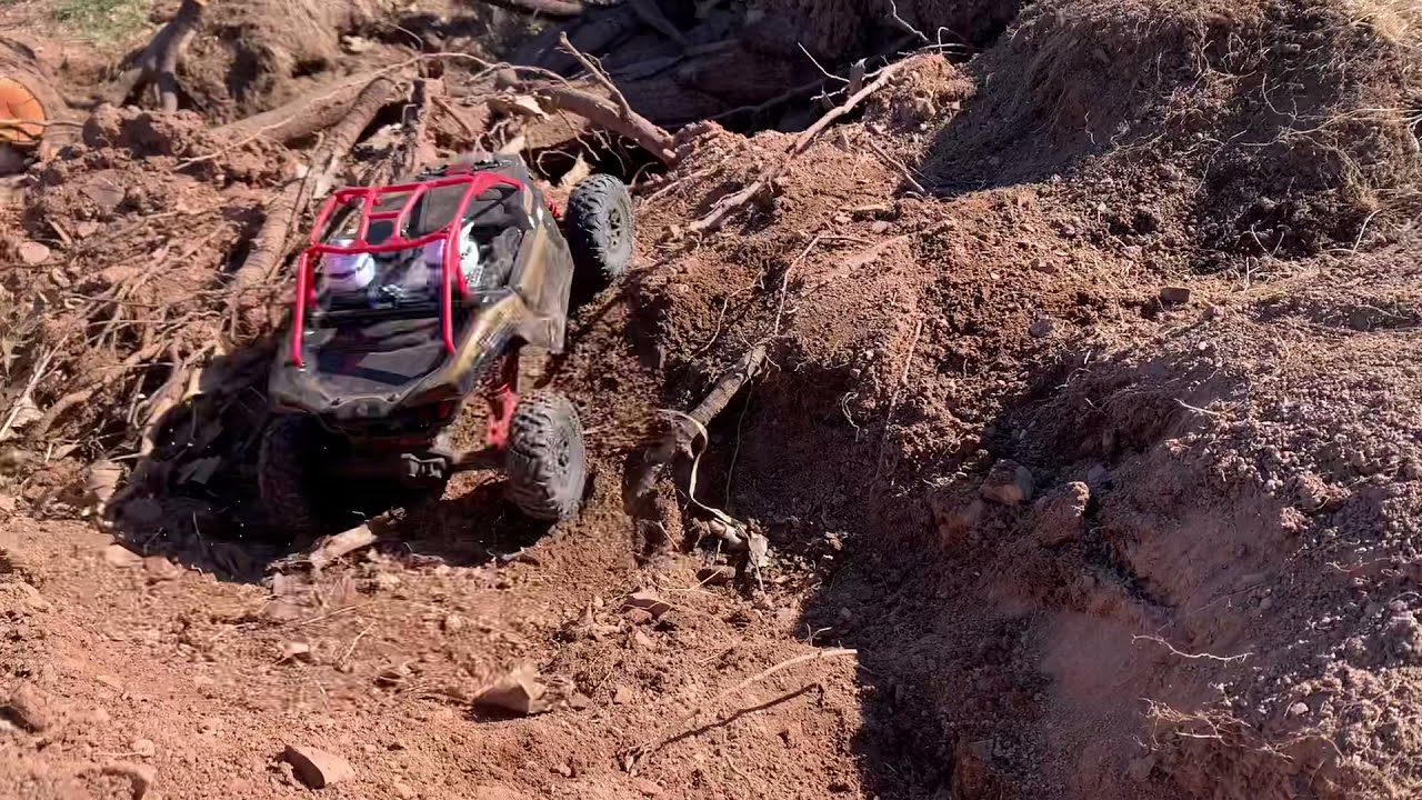 Axial yeti jr. Can am mini bashing/crawling