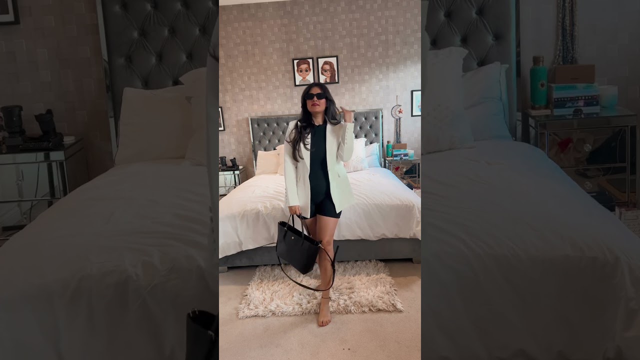 Styling my bodysuit 🖤
