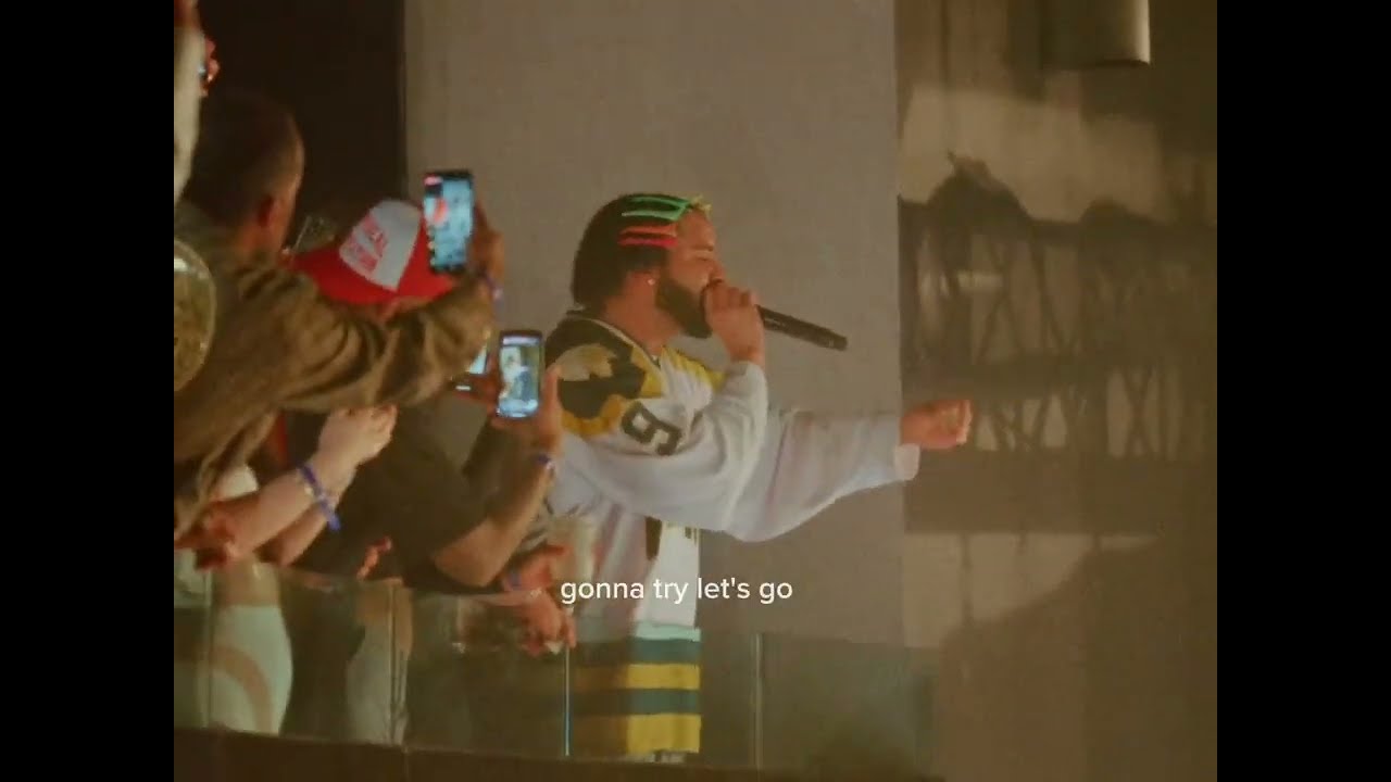 All Drake PERFORMANCE  From Balcony At Lil Yachty's SHOW