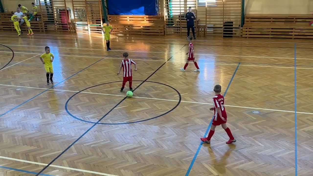Tarnovia 2015 - KS Rzuchowa - (Orliki 2015) - Turniej Żabno 18/1/2025