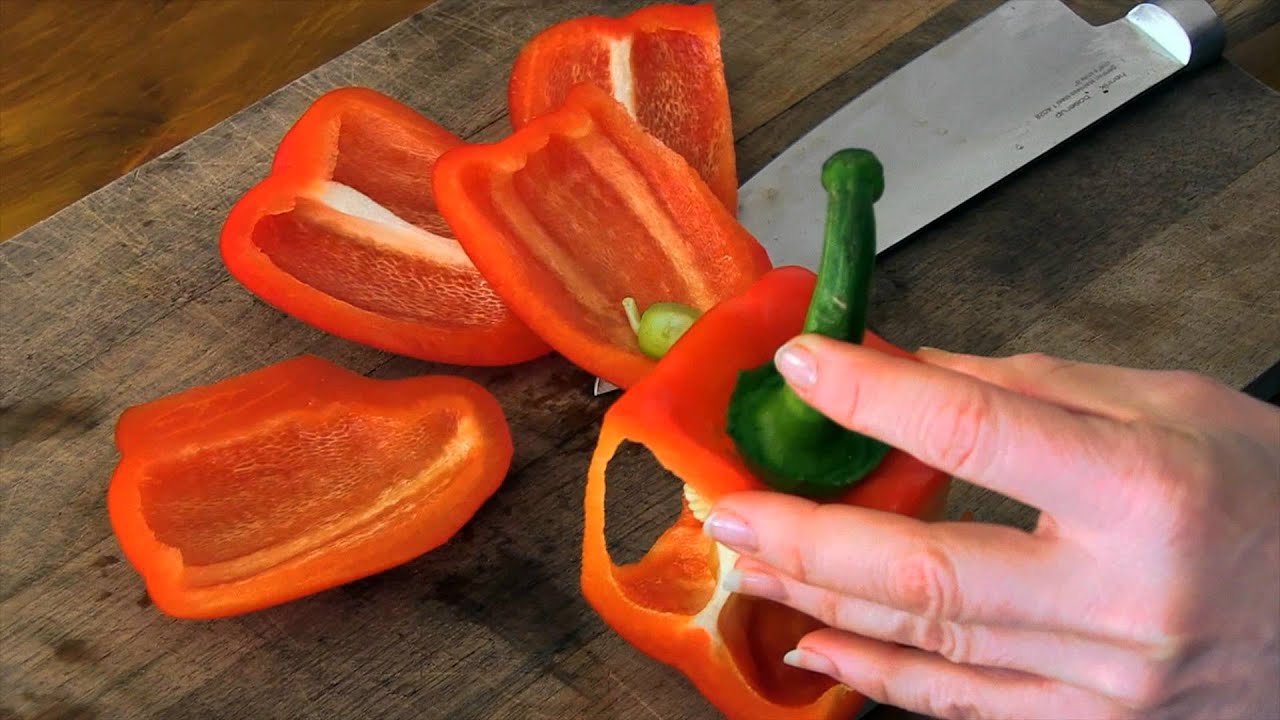 S&aring;dan udsk&aelig;rer du peberfrugter p&aring; en nem m&aring;de