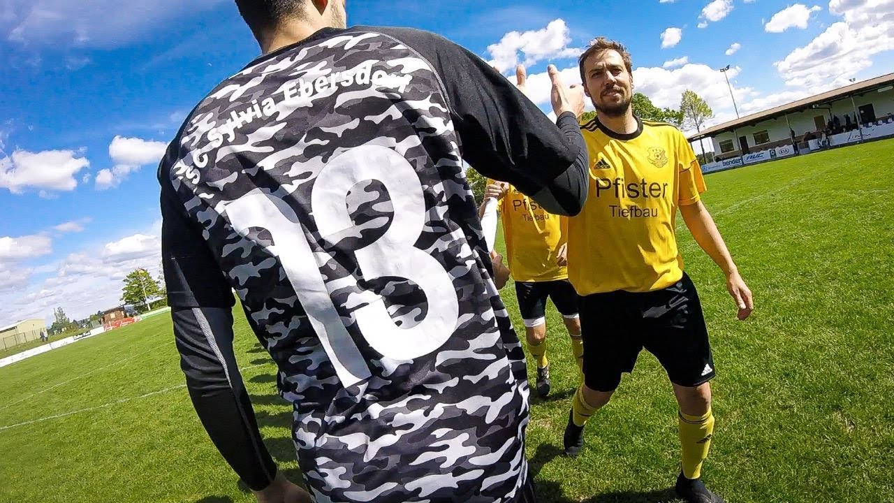 A Day In The Life Of A German Footballer!