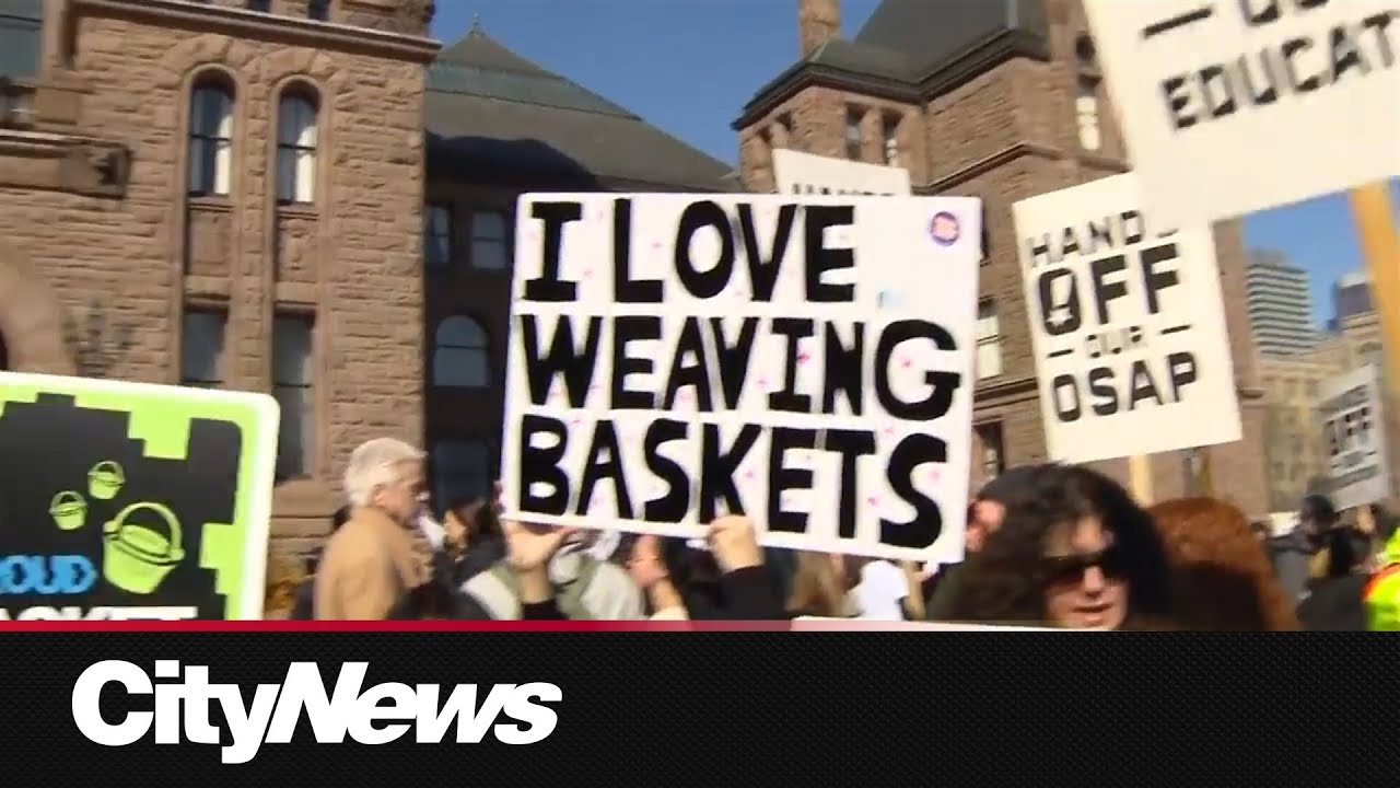 Hundreds of students rally against Ford government's OSAP, tuition changes