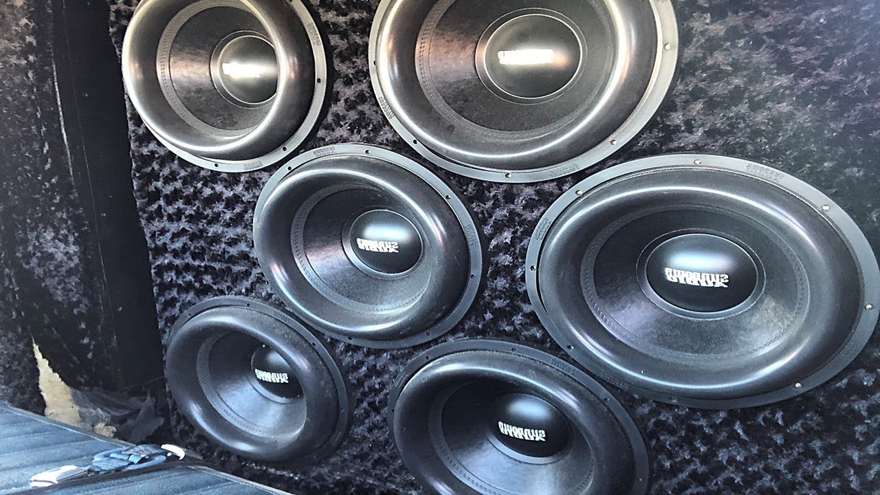 6 15S TEARING UP THIS VEHICLE! CRAZY SUB FLEX!!!