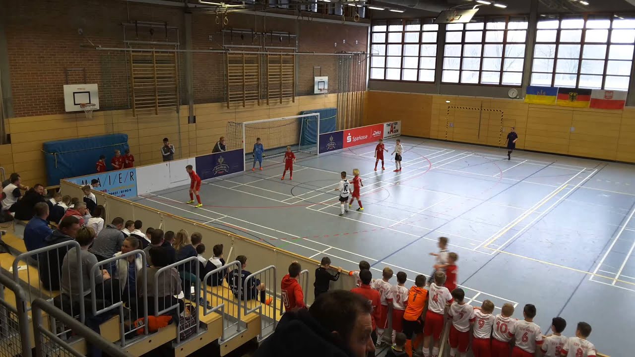 U11 / Hornbach-Cup 2016: FC Bayern München gegen 1. FC Passau