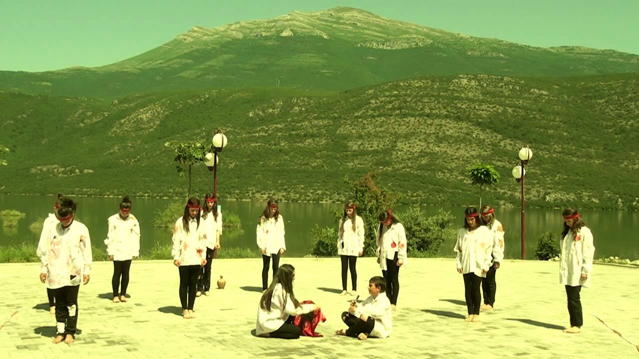 ANSAMBLI EMIN DURAKU - ZHUR - Vallja e shqipeve