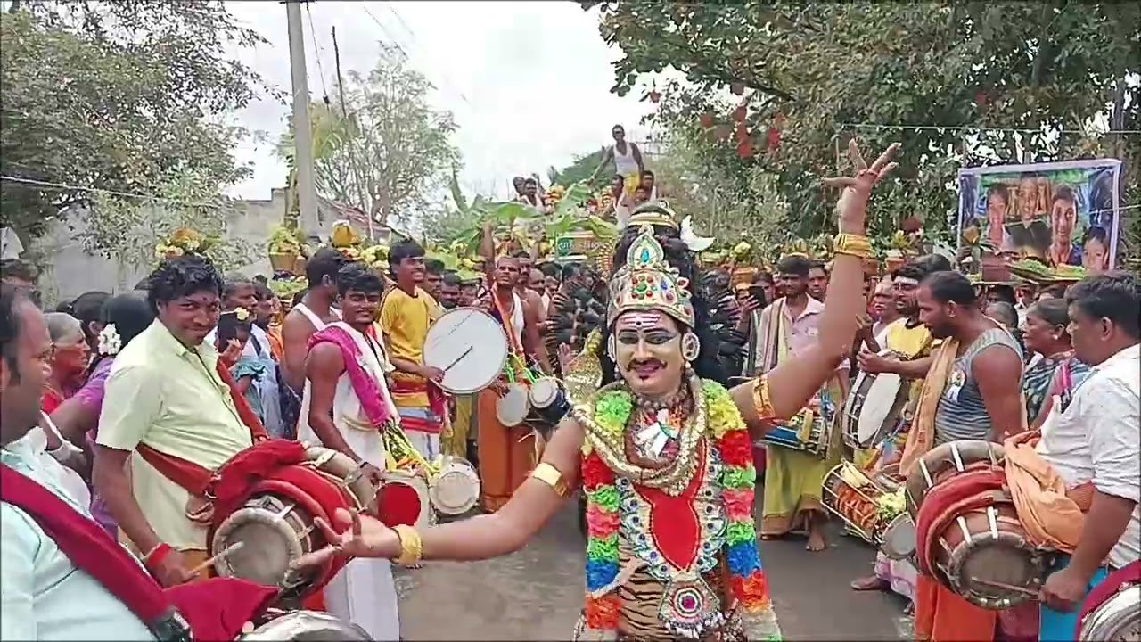 விநாயகர் கோவில் கும்பாபிஷேக ஊர்வலம் பூகான அள்ளி