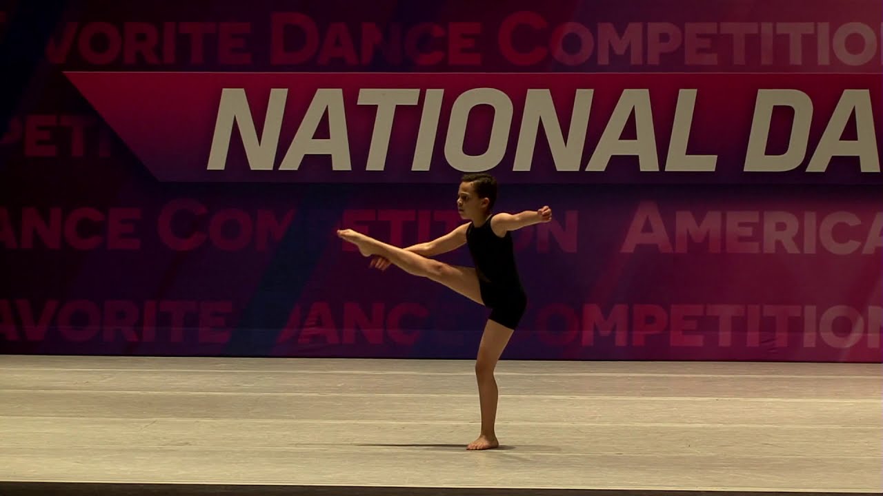 Jonathan dancing to Skin and Bones at KAR competition