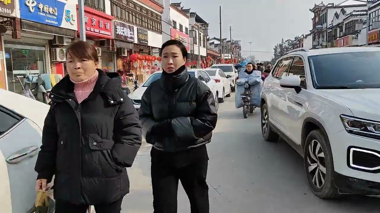 中国江蘇省　農村　春節　商店街　物売り風景