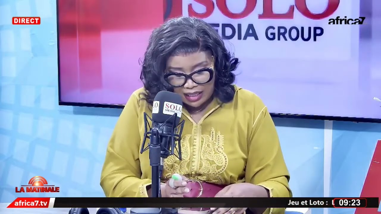 Ahmed Aidara vide son sac face à Mame Ndiaye Savon.......