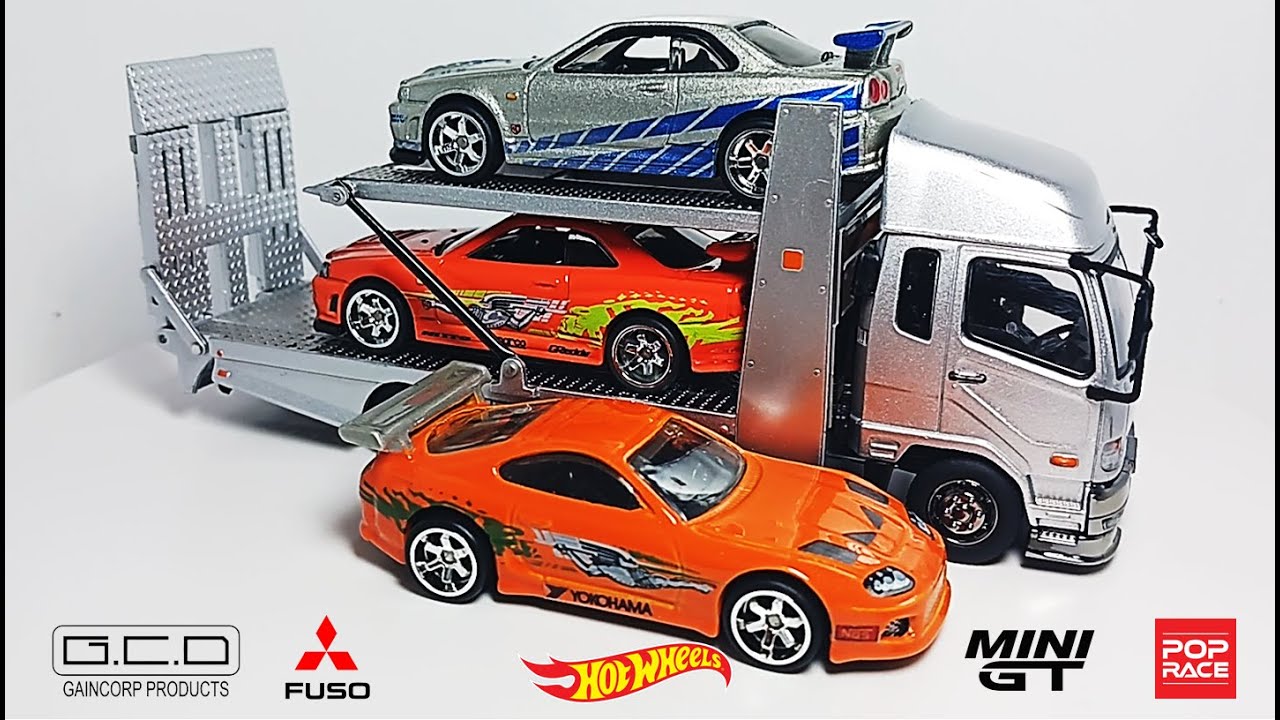GCD Mitsubishi Fuso Fighter Double Decker Transport Truck [ 1:64 Scale in Silver]