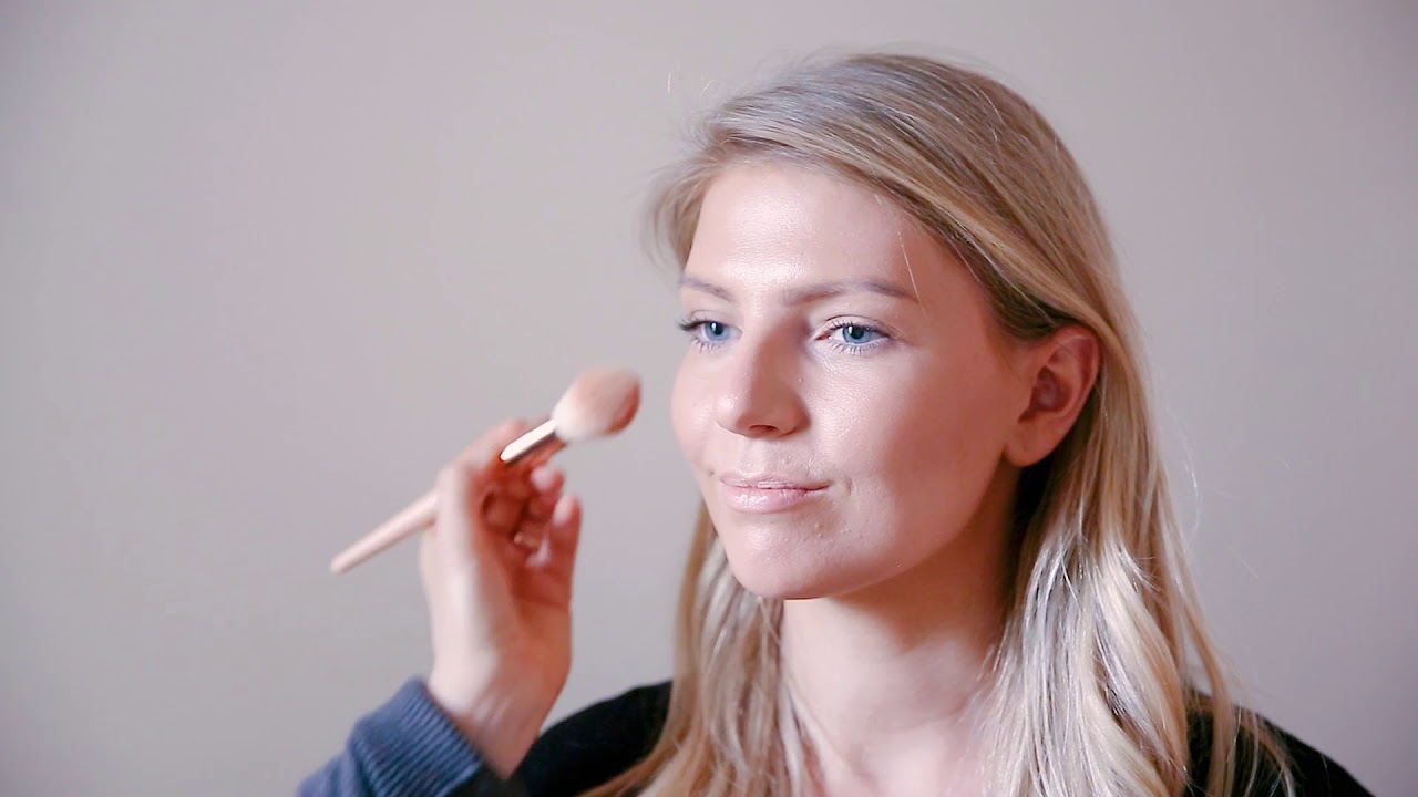 HOW TO USE: The PRUSH Blush Brush
