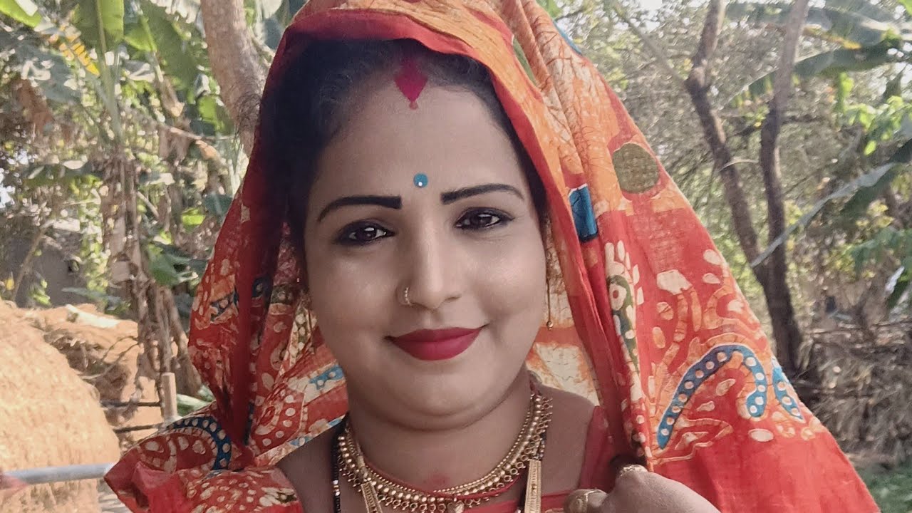 Bishnupriya Mohanty Vlog is live on 🙏 ଆସରେ ପିଲେ ଆସ ମୁଁ ଆସିଗଲି 🙏 ଖନି ଲୋ ଖାଲି କପି କର ମୋତେ 😡 ରେଜା ଦଳ 😜😜