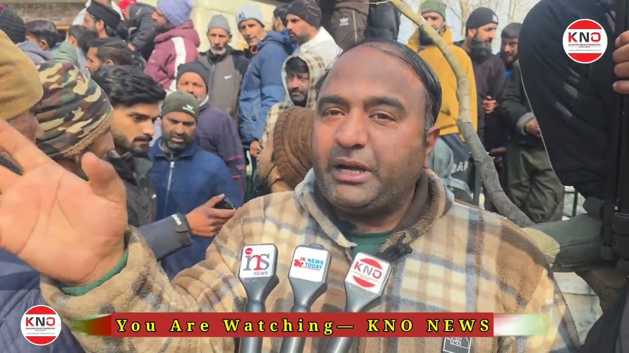 Massive protest in SMC, demands release of pending salaries