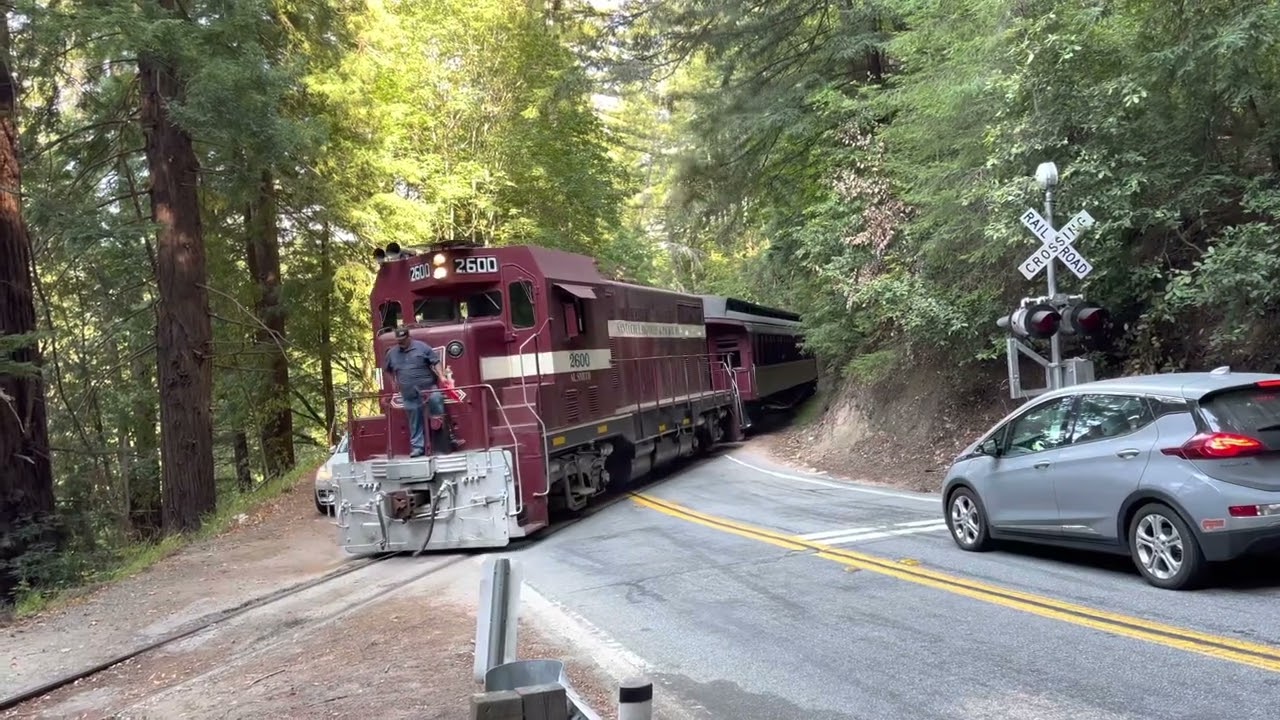 Chasing the Santa Cruz beach train
