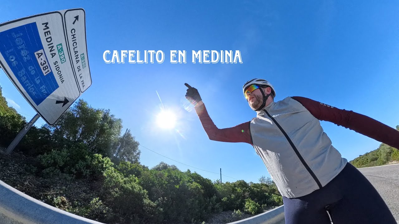 Juan Antonio Hoy cafelito en Medina #ciclismo 