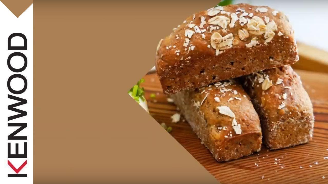 Ymerbr&oslash;d med pisket sm&oslash;r