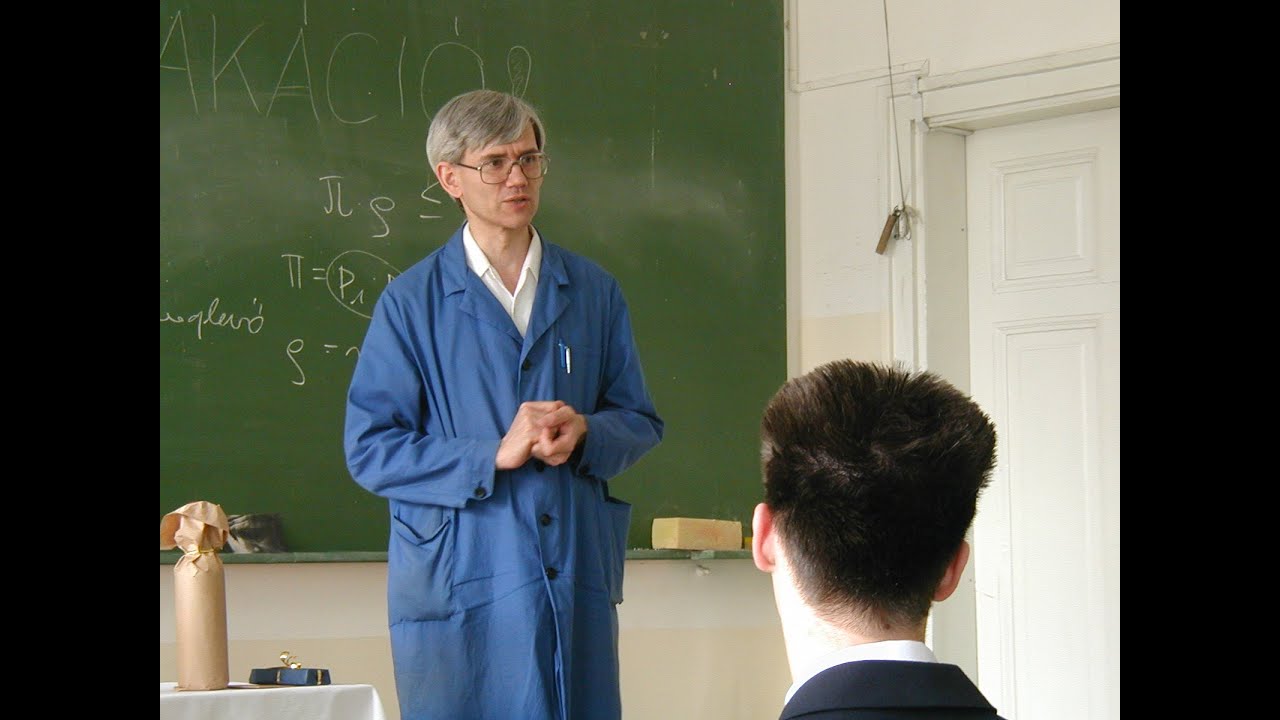 Diavetítés Wettstein József Sch.P. (1956-2025) temetésére