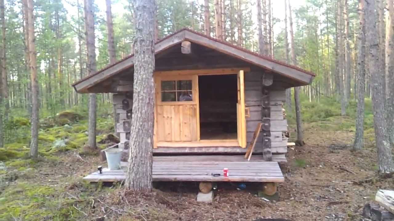 Toinen autiotupa laipanmaalla toiselta tuvalta kävelyä tänne noin 150m 3.9.2011.mp4