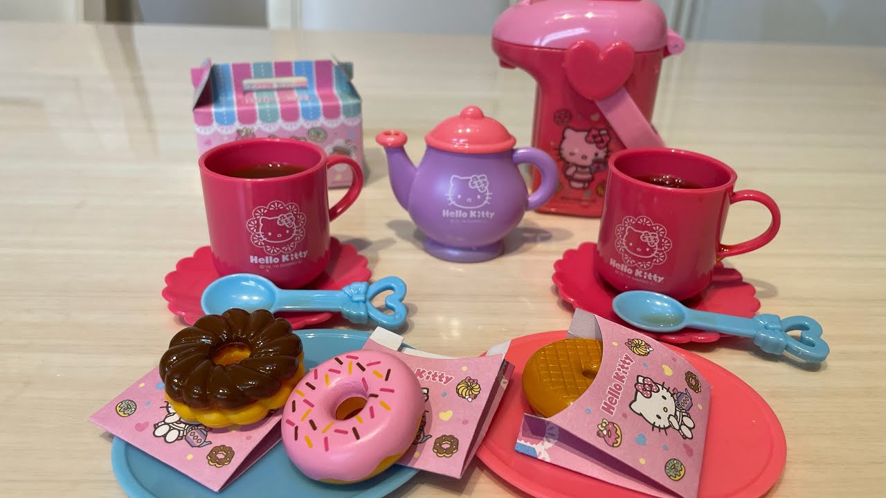 Japanese $9 cute toy - Hello Kitty's tea set