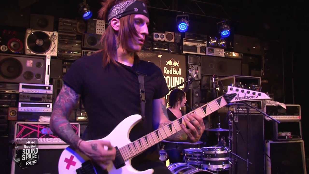 Falling In Reverse 
