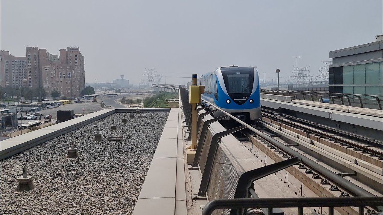 Dubai metro ride: Ibn Battuta Metro Station to Business Bay Metro Station 