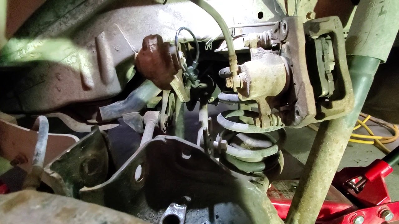How to replace Ford Edge Rear Axle Seal