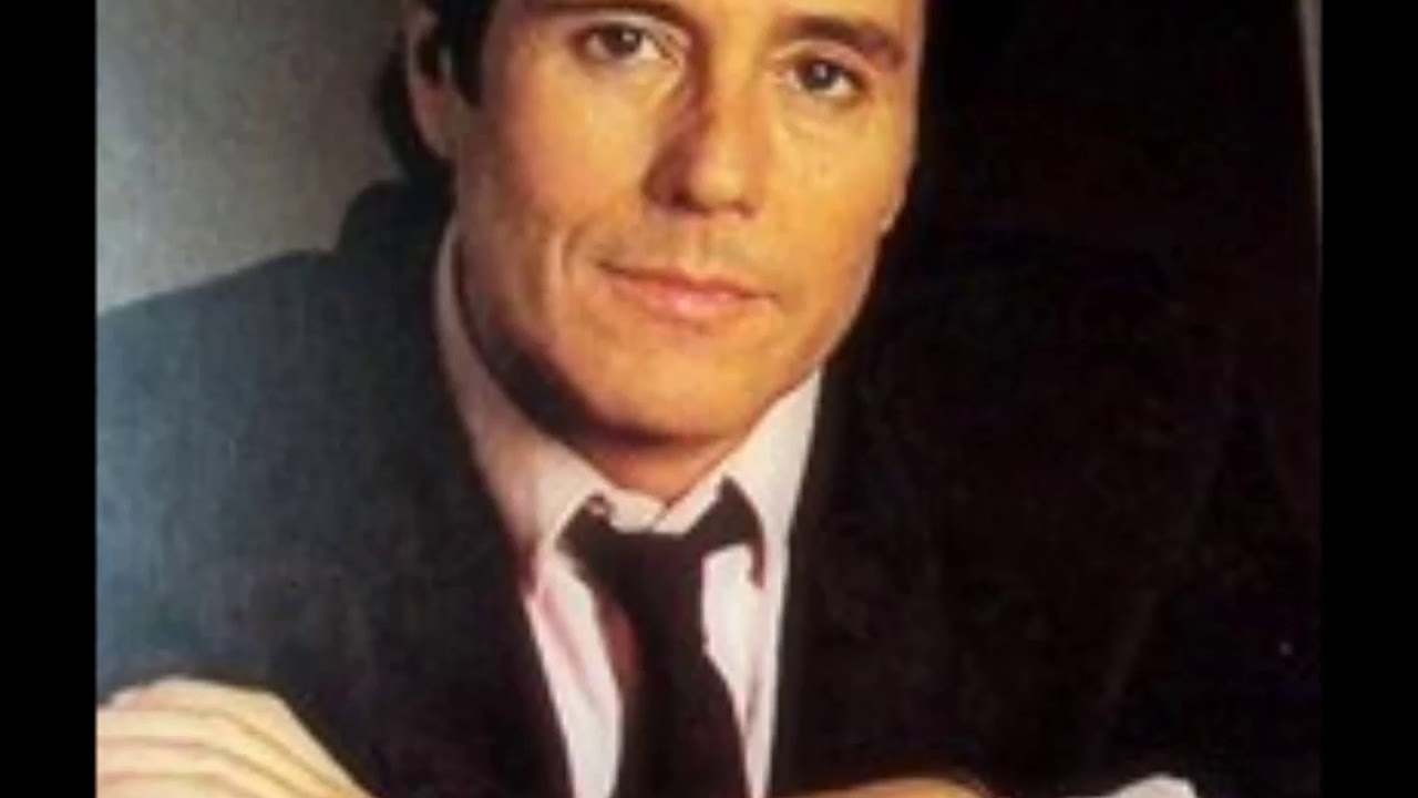 MANOLO OTERO. 