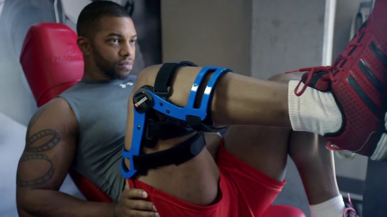 Breg Axiom Elite Knee Brace Application