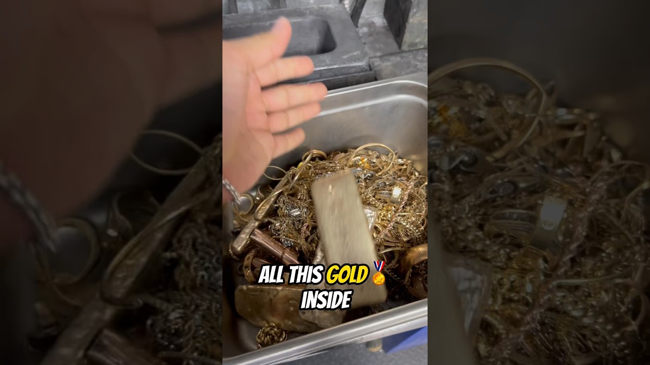 💰MELTING SCRAP GOLD💰•••