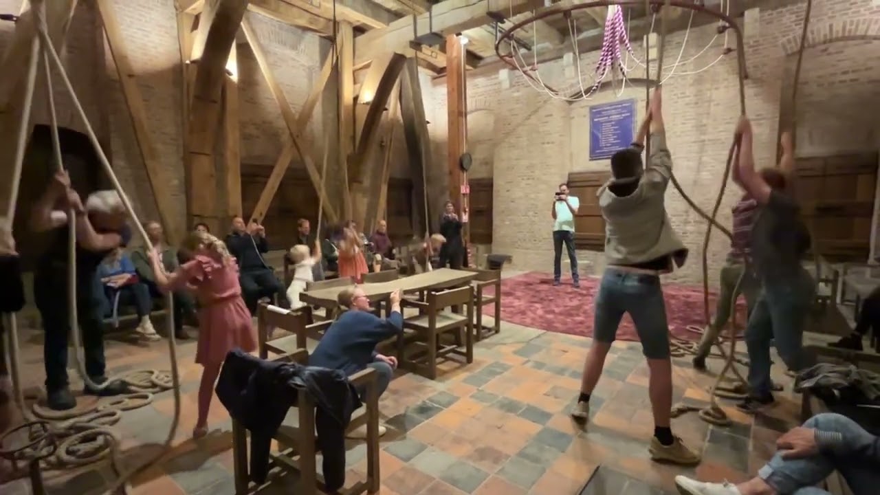 Beiaardconcertinluiding Dordrecht,@maxdeklokkenliefhebber02 en ik luiden mee! Video door @TpLaue !