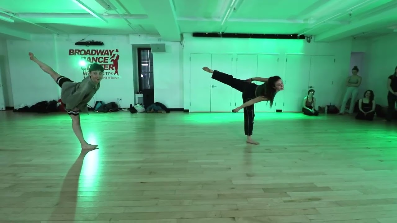 I’m Not That Girl | Adv Beg Contemporary Theatre | Daniel Booda and Anna Gortner Choreography 