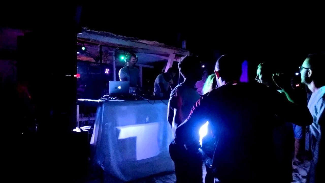 Deedo @ TOGETHER , Iguana beach bar