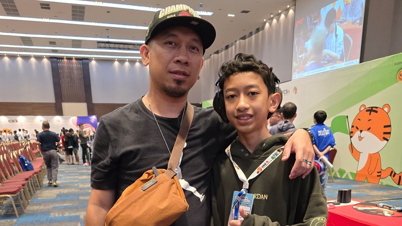 Rubiks WCA Asian Cahmpionship 2024 Karl Liam L. Abarquez, 3rd Place Clock event , Congrats Team Ph