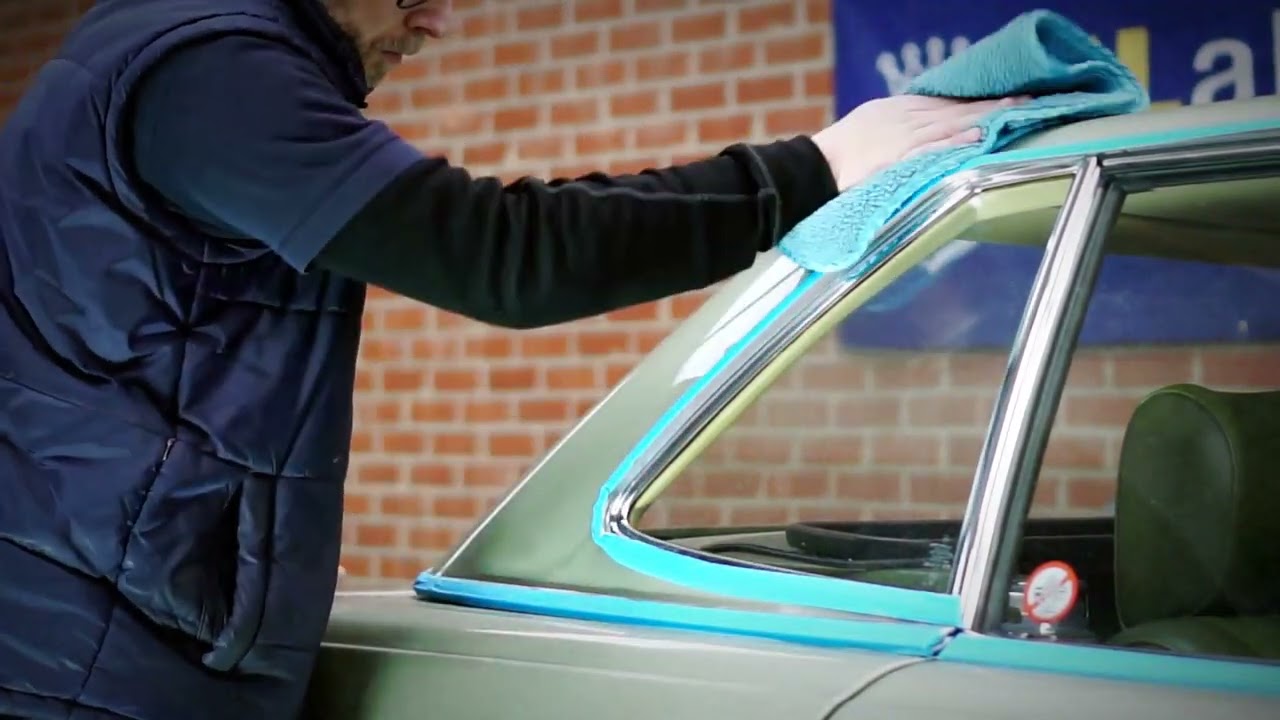 MERCEDES 280 SL DETAILING
