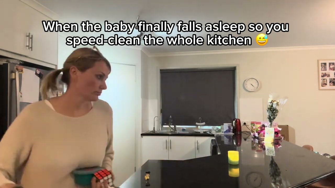 Cleaning the kitchen while my baby sleeps 🫶@AlanaGoodison1 #mumlife #cleanwithme #mumvlog