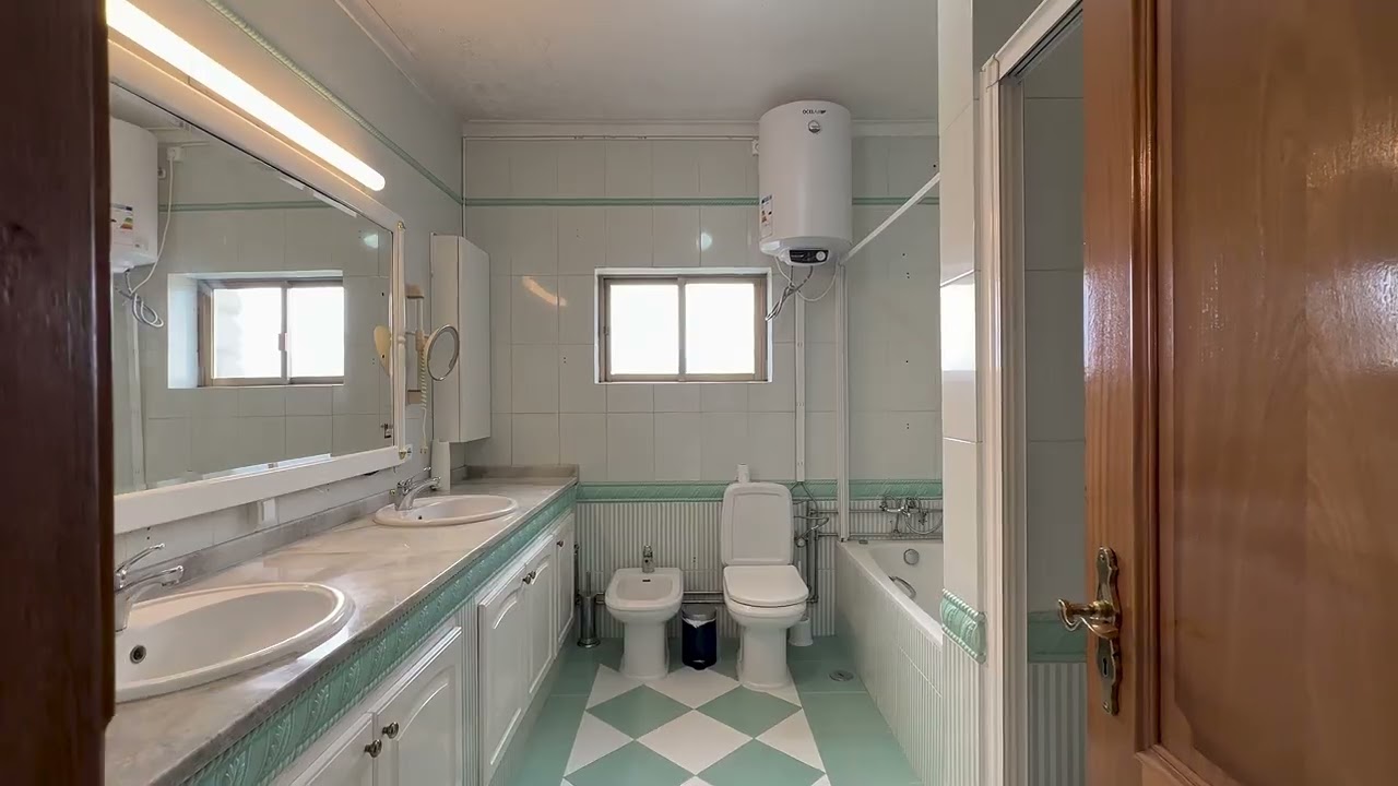Vende-se Moradia Miratejo, Corroios