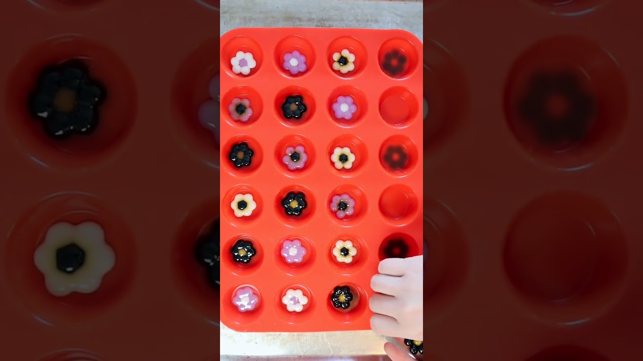 Can you melt Pony Beads in the Oven?! 🔥DIY Bead Flowers 🌼 #shorts