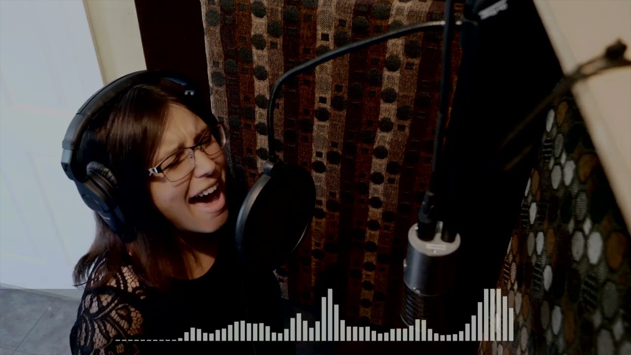 Brooke Penna-Oceans Cover & Aston Origin Condenser Microphone Review
